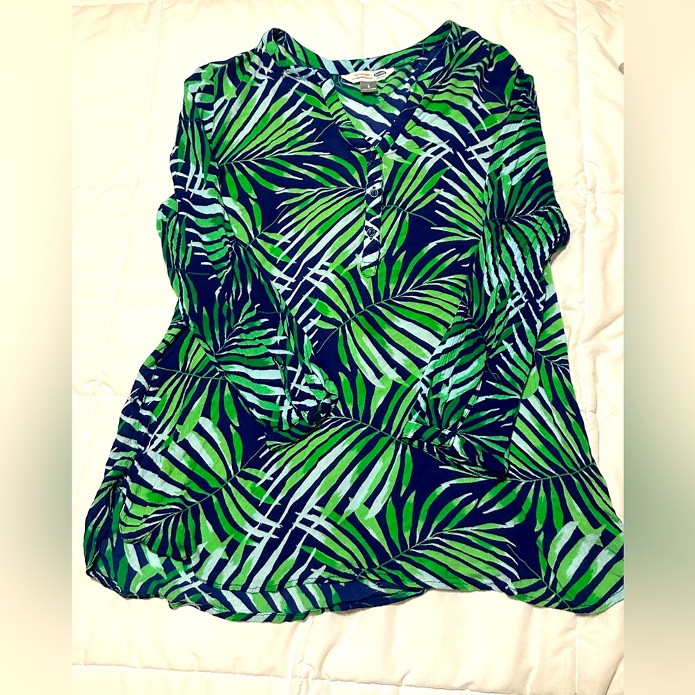 Old Navy Tropical print blouse Size L